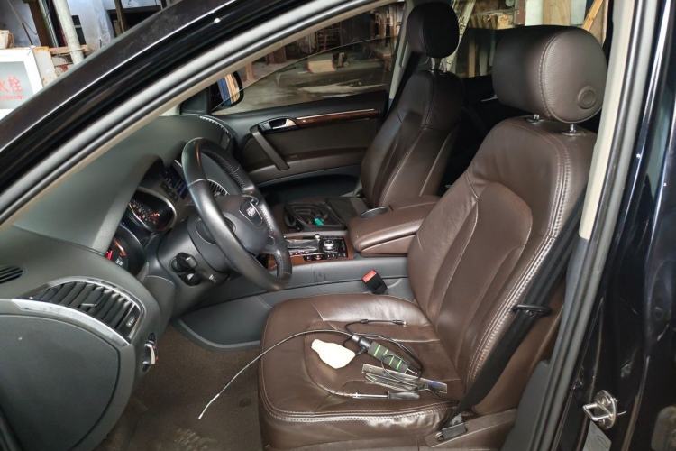 Used Audi Q7 2012 3.0 TFSI Ambition (200kW) Left Front Seat