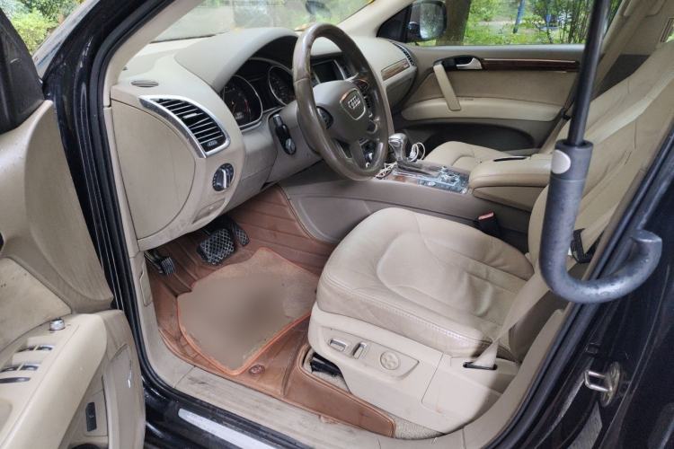 Used Audi Q7 2012 3.0 TFSI Technology Model (200kW) Left Front Seat