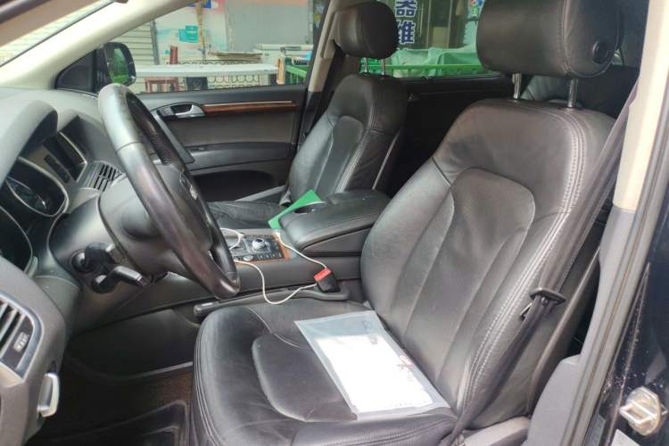 Used Audi Q7 2012 3.0 TFSI Ambition (200kW) Left Front Seat