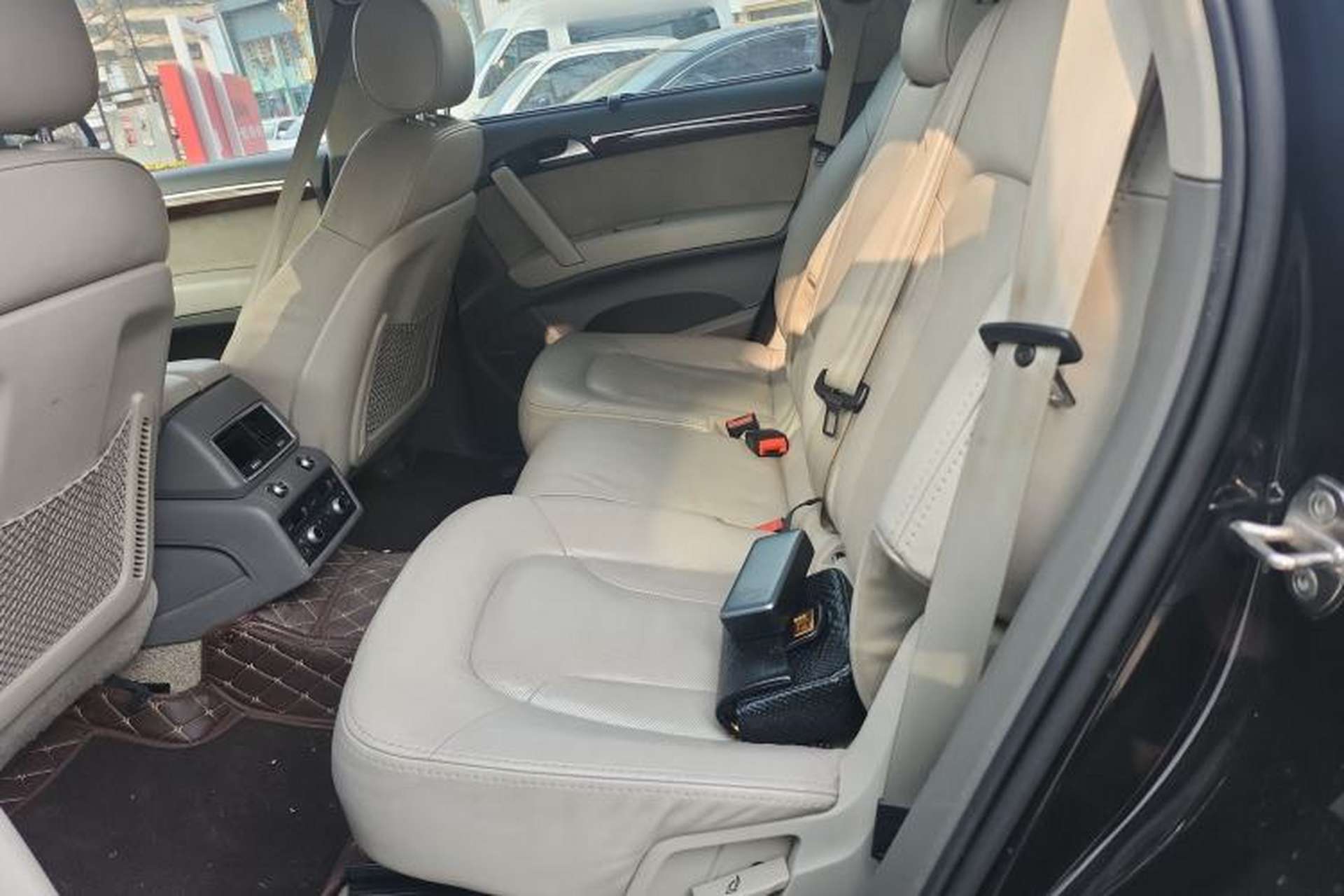 Used Audi Q7 2012 3.0 TFSI Comfort Model (200kW) Left Rear Seat