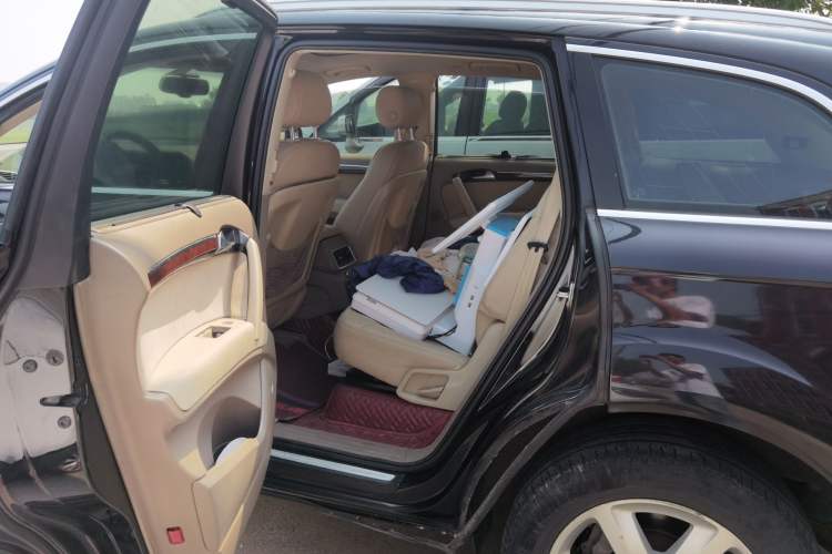 Used Audi Q7 2012 3.0 TFSI Technology Model (200kW) Left Rear Seat