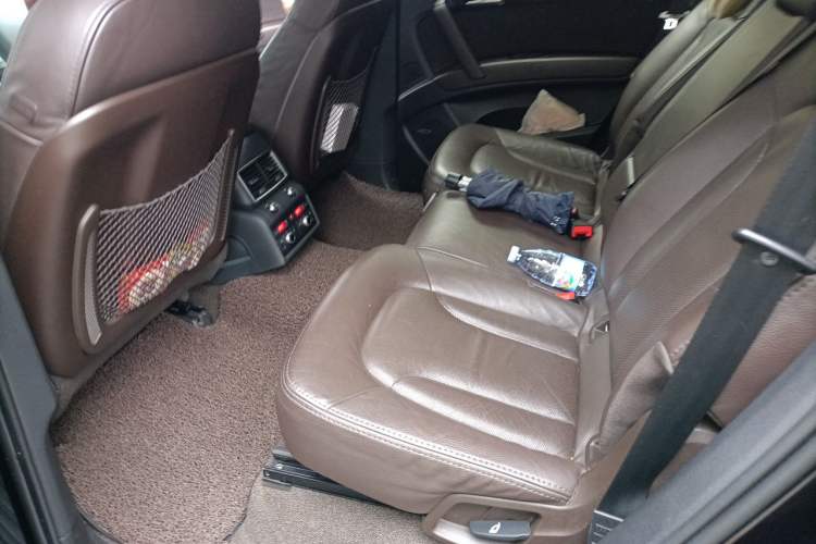 Used Audi Q7 2012 3.0 TFSI Comfort Model (245kW) Left Rear Seat