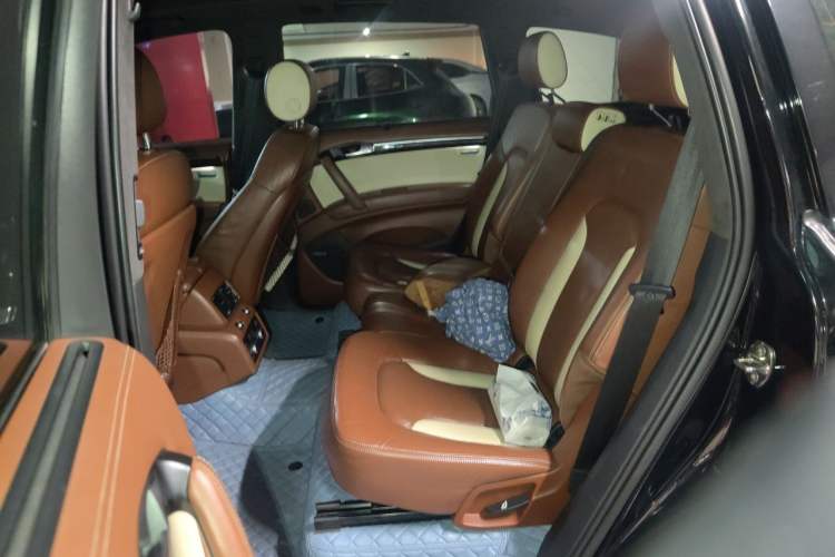 Used Audi Q7 2012 3.0 TFSI Comfort Model (200kW) Left Rear Seat