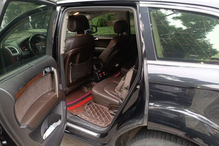 Used Audi Q7 2012 3.0 TDI Leading Model Left Rear Seat