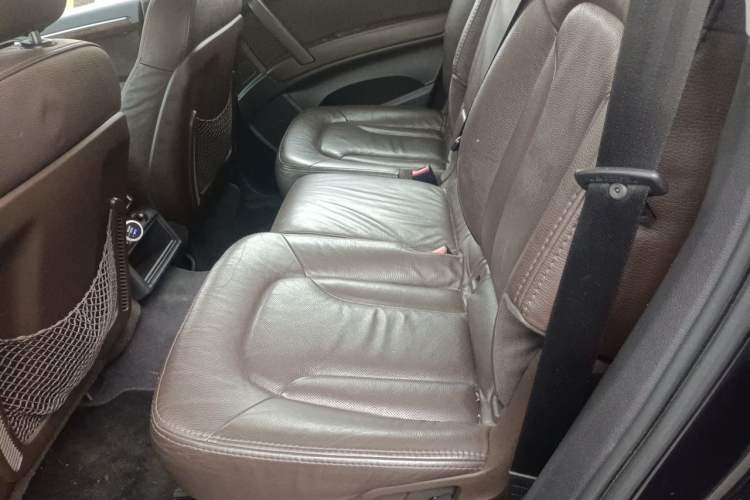 Used Audi Q7 2012 3.0 TFSI Ambition (200kW) Left Rear Seat