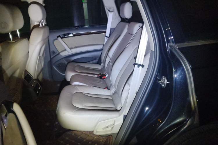 Used Audi Q7 2012 3.0 TFSI Technology Model (200kW) Left Rear Seat