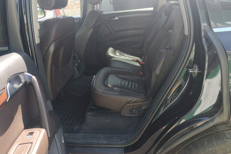 Used Audi Q7 2012 3.0 TDI Leading Model Left Rear Seat