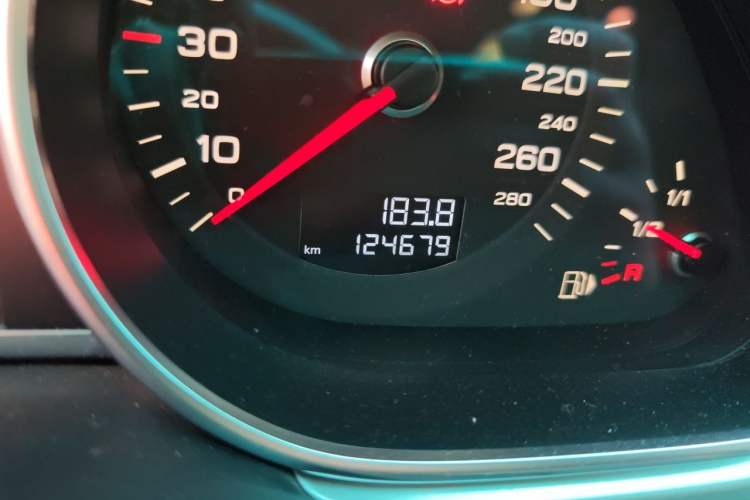 Used Audi Q7 2012 3.0 TFSI Ambition (200kW) Odometer Close Up
