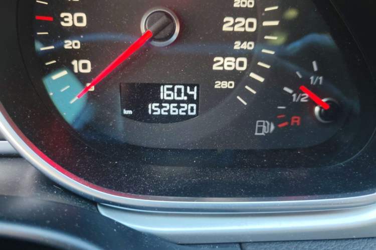 Used Audi Q7 2012 3.0 TFSI Comfort Model (200kW) Odometer Close Up
