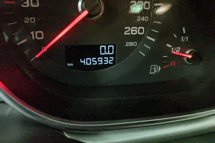 Used Audi Q7 2012 3.0 TFSI Comfort Model (200kW) Odometer Close Up