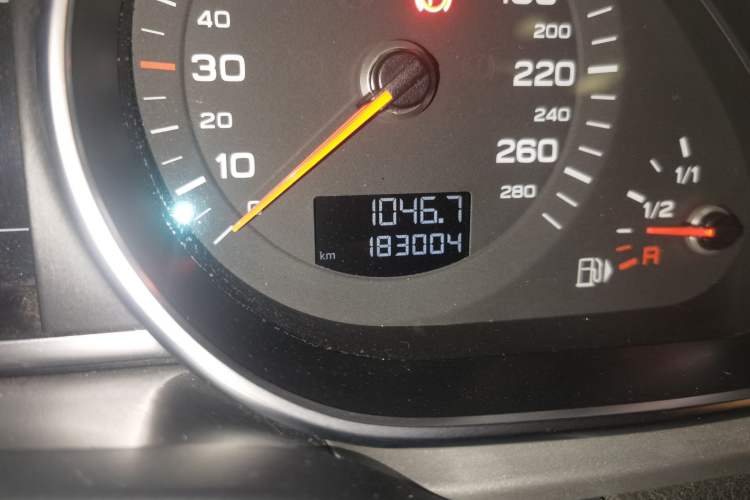 Used Audi Q7 2012 3.0 TFSI Comfort Model (200kW) Odometer Close Up