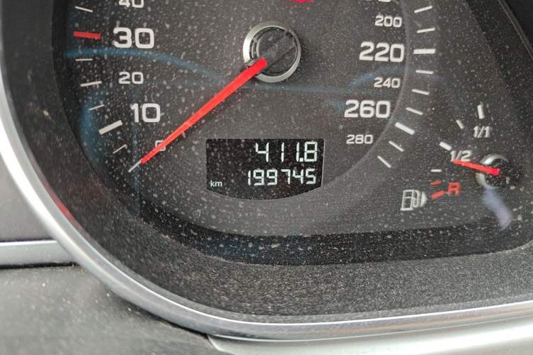Used Audi Q7 2012 3.0 TFSI Comfort Model (200kW) Odometer Close Up