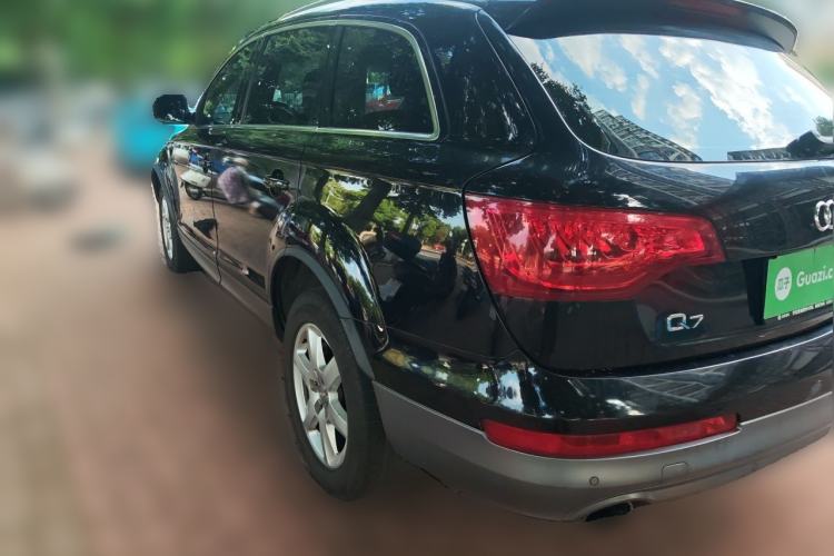 Used Audi Q7  Rear Left 45 Deg