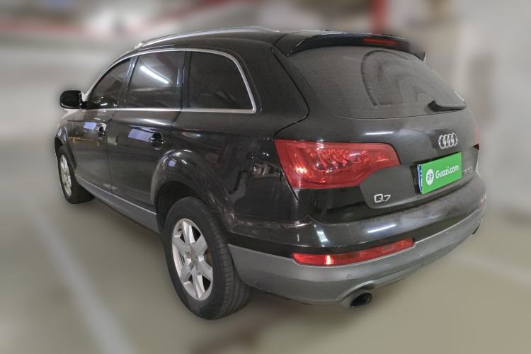 Used Audi Q7  Rear Left 45 Deg