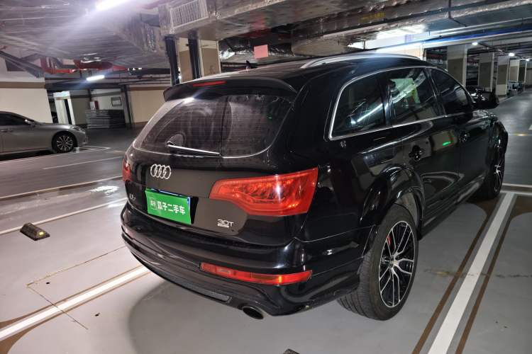 Used Audi Q7 2012 3.0 TFSI Comfort Model (200kW) Rear Right 45 Deg