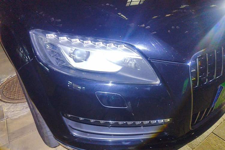 Used Audi Q7 2012 3.0 TFSI Technology Model (200kW) Right Front Headlight