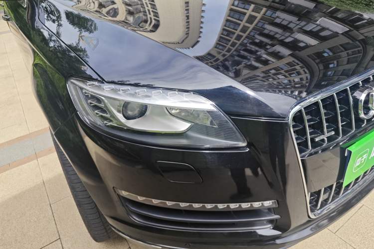 Used Audi Q7 2012 3.0 TFSI Comfort Model (200kW) Right Front Headlight