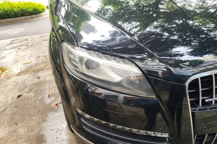 Used Audi Q7 2012 3.0 TFSI Ambition (200kW) Right Front Headlight