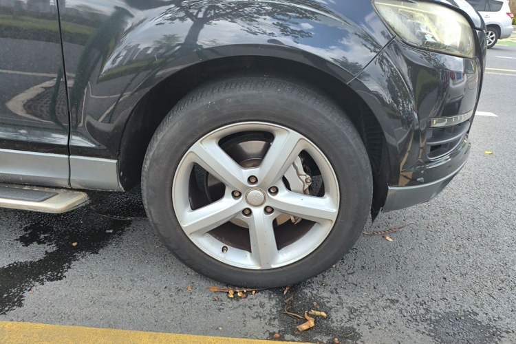 Used Audi Q7 2012 3.0 TFSI Ambition (200kW) Right Front Wheel Hub