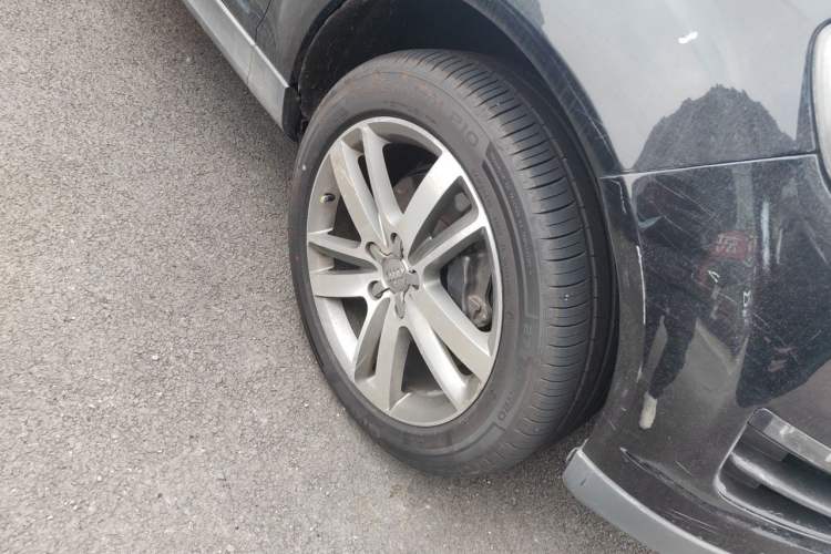 Used Audi Q7 2012 3.0 TFSI Ambition (200kW) Right Front Wheel Hub
