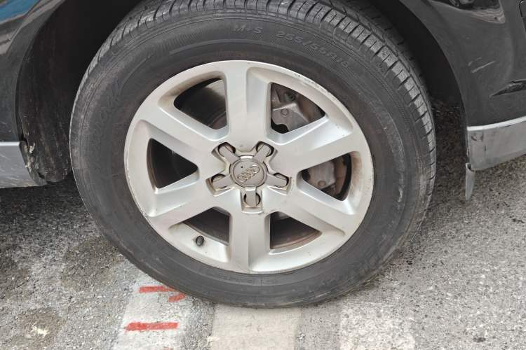 Used Audi Q7 2012 3.0 TFSI Ambition (200kW) Right Front Wheel Hub