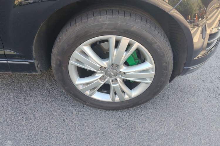 Used Audi Q7 2012 3.0 TFSI Comfort Model (200kW) Right Front Wheel Hub