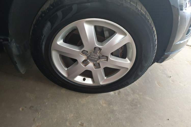 Used Audi Q7 2012 3.0 TFSI Ambition (200kW) Right Front Wheel Hub