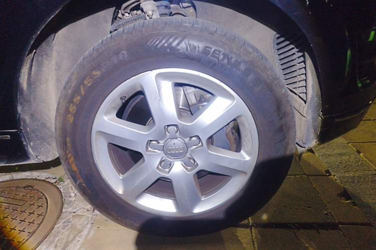 Used Audi Q7 2012 3.0 TFSI Technology Model (200kW) Right Front Wheel Hub