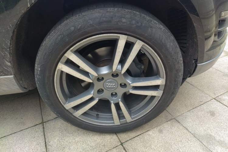 Used Audi Q7 2012 3.0 TFSI Ambition (200kW) Right Front Wheel Hub