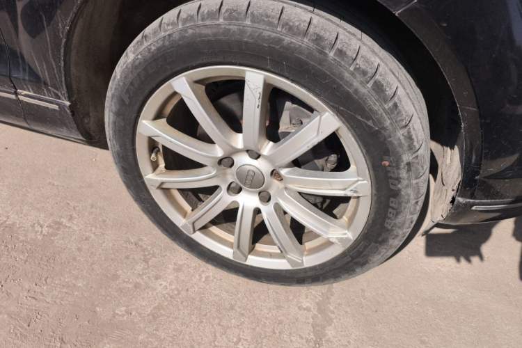 Used Audi Q7 2012 3.0 TFSI Technology (245kW) Right Front Wheel Hub