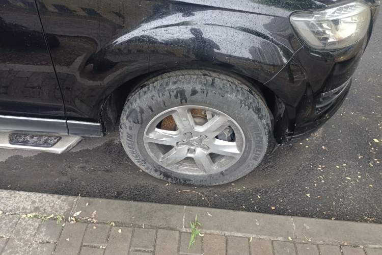 Used Audi Q7 2012 3.0 TFSI Ambition (200kW) Right Front Wheel Hub