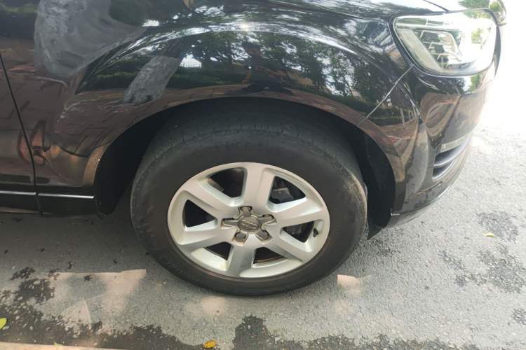 Used Audi Q7 2012 3.0 TFSI Ambition (200kW) Right Front Wheel Hub