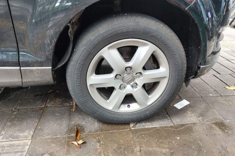 Used Audi Q7 2012 3.0 TFSI Ambition (200kW) Right Front Wheel Hub
