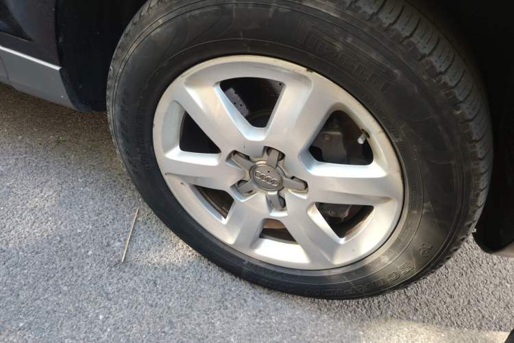 Used Audi Q7 2012 3.0 TFSI Ambition (200kW) Right Front Wheel Hub