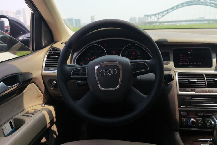 Used Audi Q7 2012 3.0 TFSI Technology Model (200kW) Steering Wheel