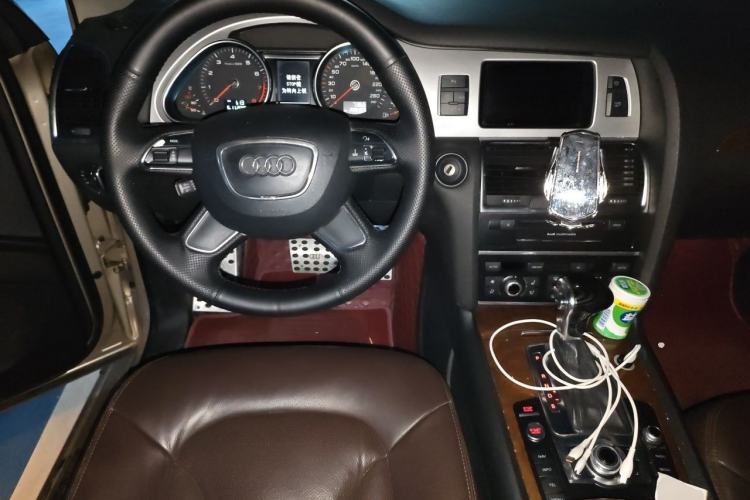 Used Audi Q7 2012 3.0 TFSI Ambition (200kW) Steering Wheel