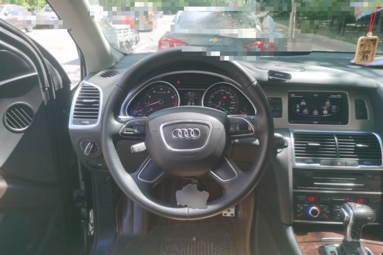 Used Audi Q7 2012 3.0 TFSI Ambition (200kW) Steering Wheel