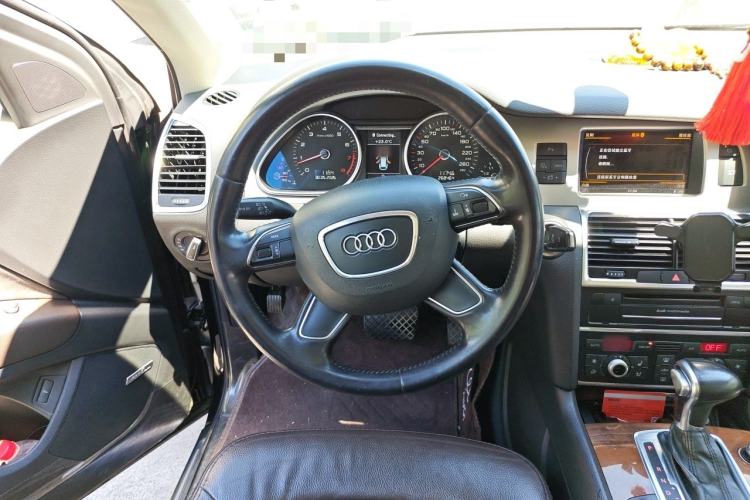 Used Audi Q7 2012 3.0 TFSI Technology Model (200kW) Steering Wheel