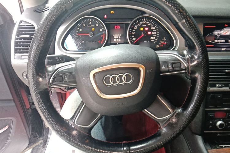 Used Audi Q7 2012 3.0 TFSI Technology Model (200kW) Steering Wheel
