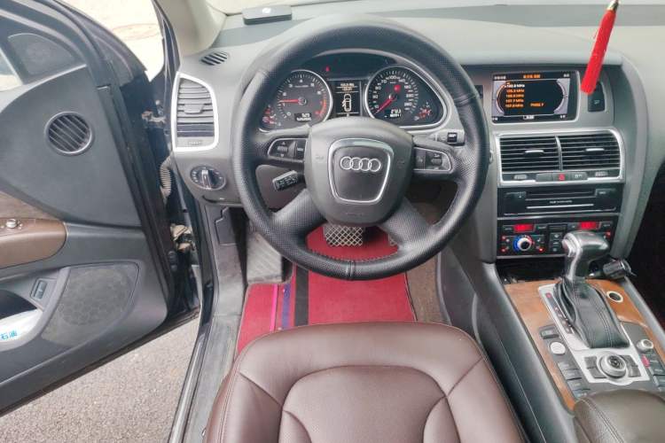 Used Audi Q7 2012 3.0 TFSI Ambition (200kW) Steering Wheel