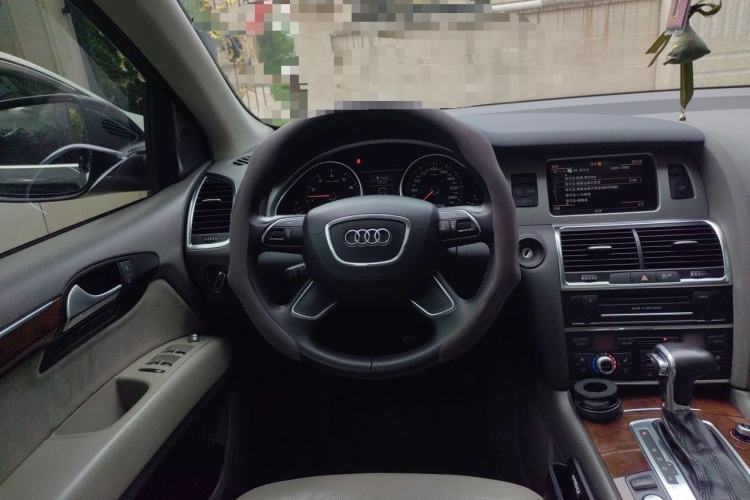 Used Audi Q7 2012 3.0 TFSI Ambition (200kW) Steering Wheel