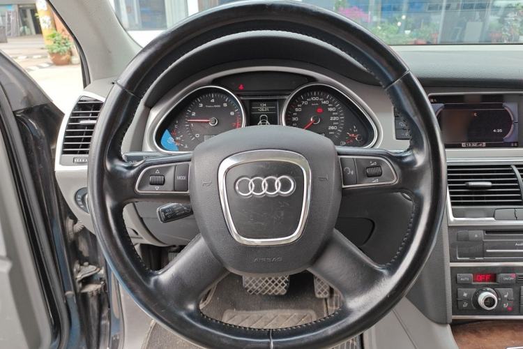 Used Audi Q7 2012 3.0 TFSI Comfort Model (200kW) Steering Wheel