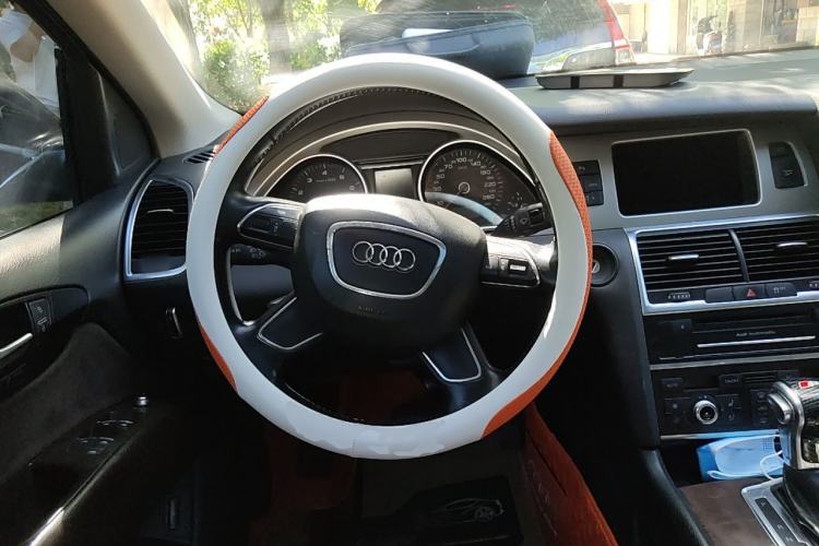Used Audi Q7 2012 3.0 TFSI Ambition (200kW) Steering Wheel
