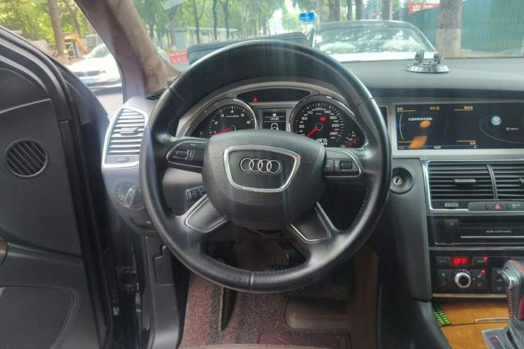 Used Audi Q7 2012 3.0 TFSI Ambition (200kW) Steering Wheel
