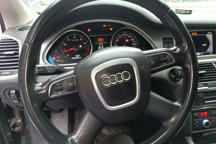 Used Audi Q7 2012 3.0 TFSI Comfort Model (200kW) Steering Wheel