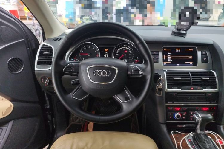 Used Audi Q7 2012 3.0 TFSI Ambition (200kW) Steering Wheel