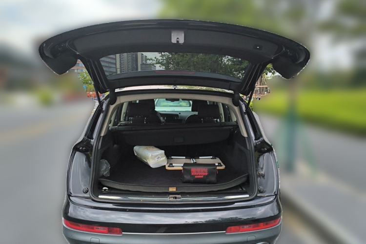Used Audi Q7 2012 3.0 TFSI Ambition (200kW) Trunk