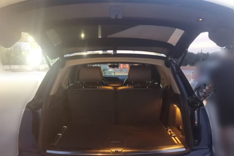 Used Audi Q7 2012 3.0 TFSI Comfort Model (200kW) Trunk