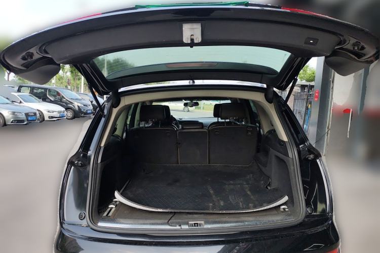 Used Audi Q7 2012 3.0 TFSI Ambition (200kW) Trunk