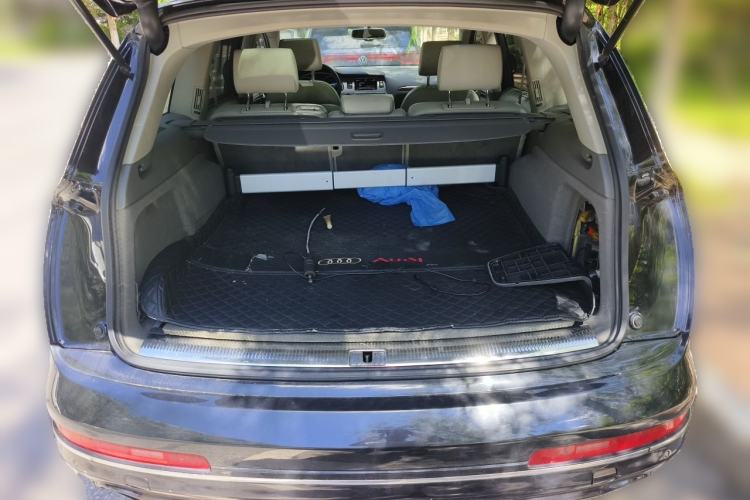 Used Audi Q7 2012 3.0 TFSI Ambition (200kW) Trunk